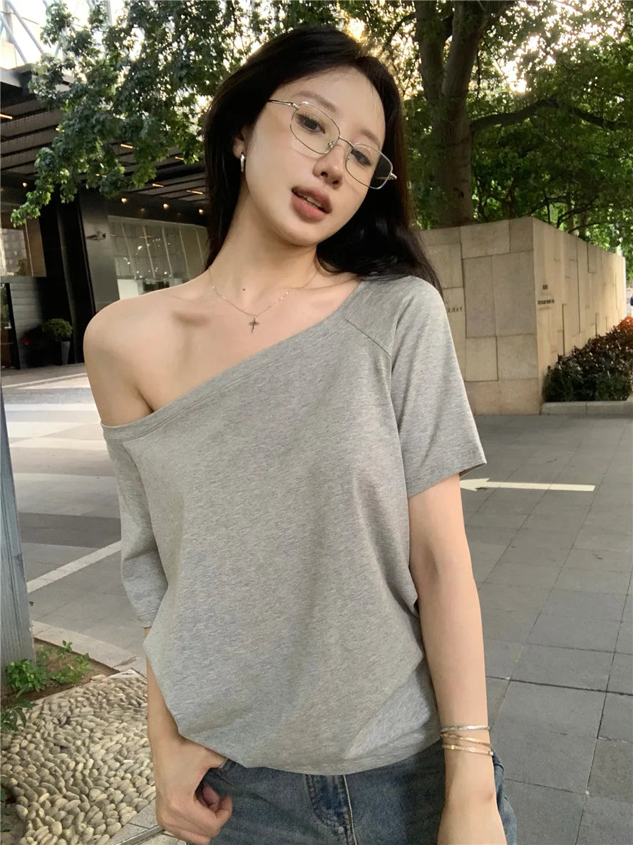 2026 Summer Off Shoulder T-shirt Women Sexy Y2K Korean Fashion Crop Tops Woman Vintage Japanese White Tee Shirt Femme Clothes