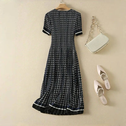 Pleated dress, women's waist collection, short sleeved floral long skirt, elegant 2024 summer new style DRESS